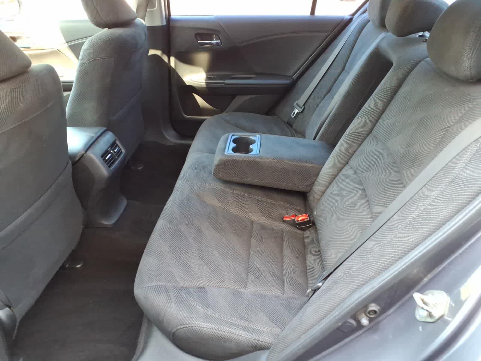 Used 2016 Honda Accord EX image 8