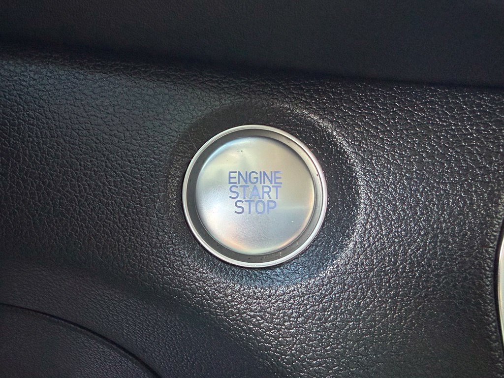 Used 2020 Hyundai Santa Fe SEL FWD image 29