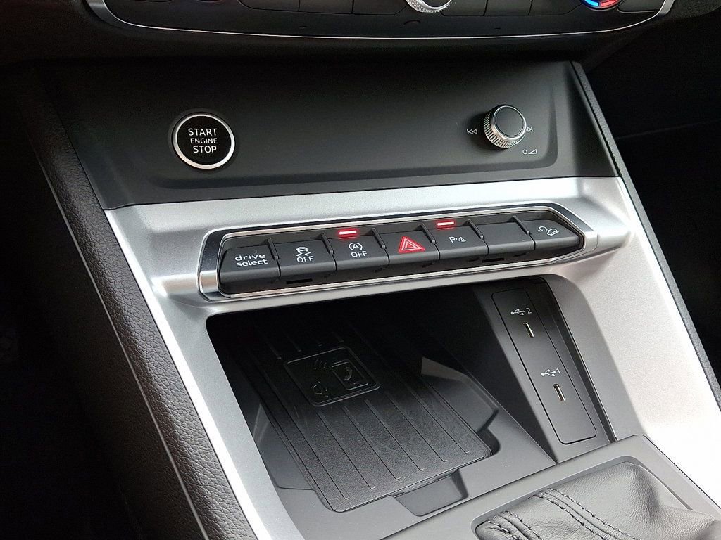 Certified 2024 Audi Q3 2.0T Premium Plus image 25