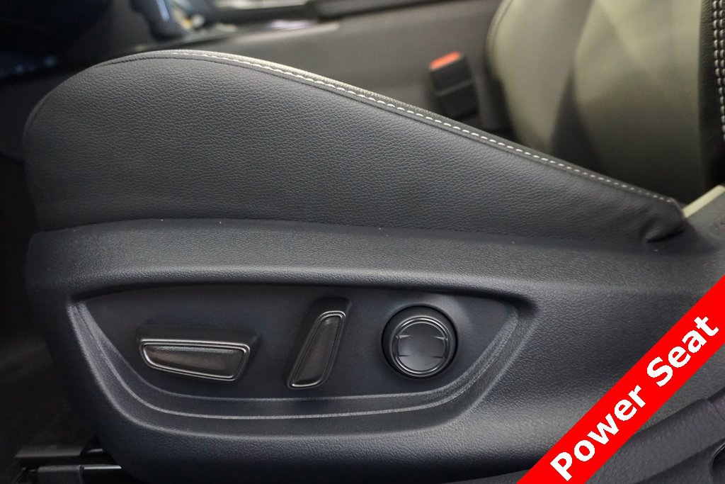 New 2026 Toyota Camry SE image 7