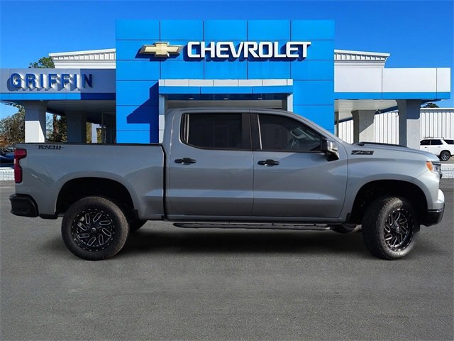 Used 2024 Chevrolet Silverado 1500 LT Trail Boss w/ LT Trail Boss Premium Package image 3