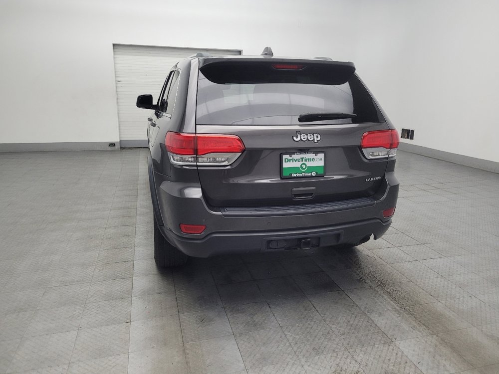 Used 2019 Jeep Grand Cherokee Laredo w/ Laredo X Package image 6