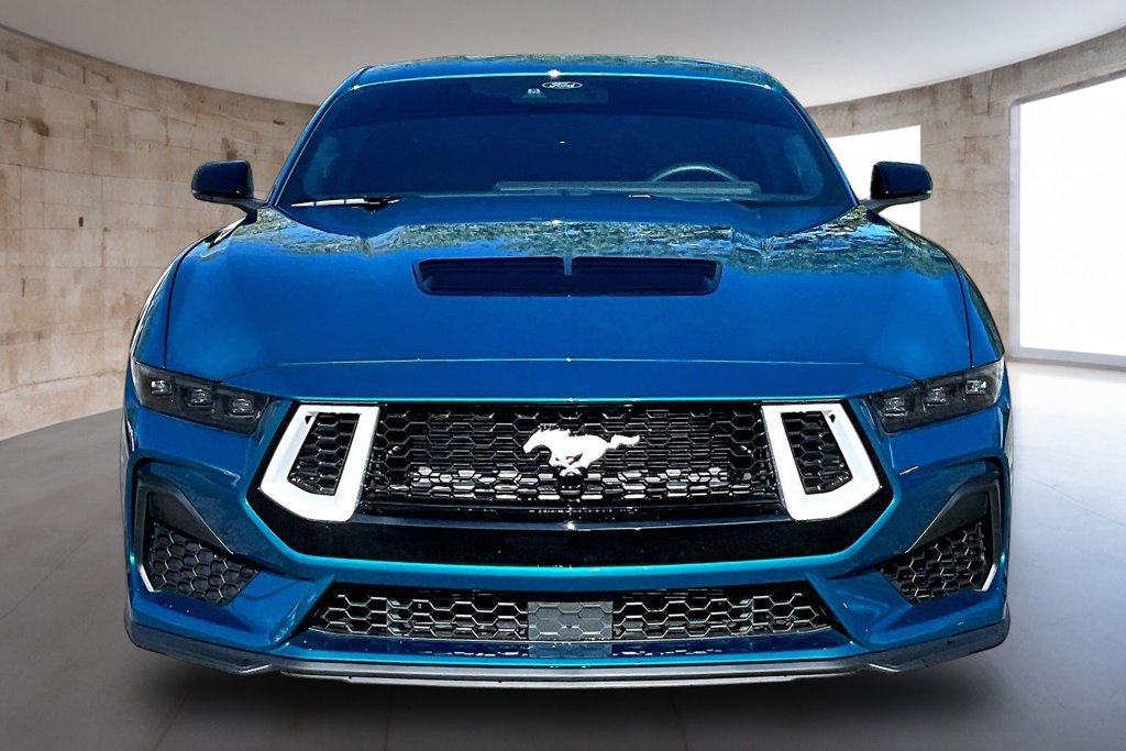 Used 2026 Ford Mustang GT Premium w/ GT Performance Package RWD image 4