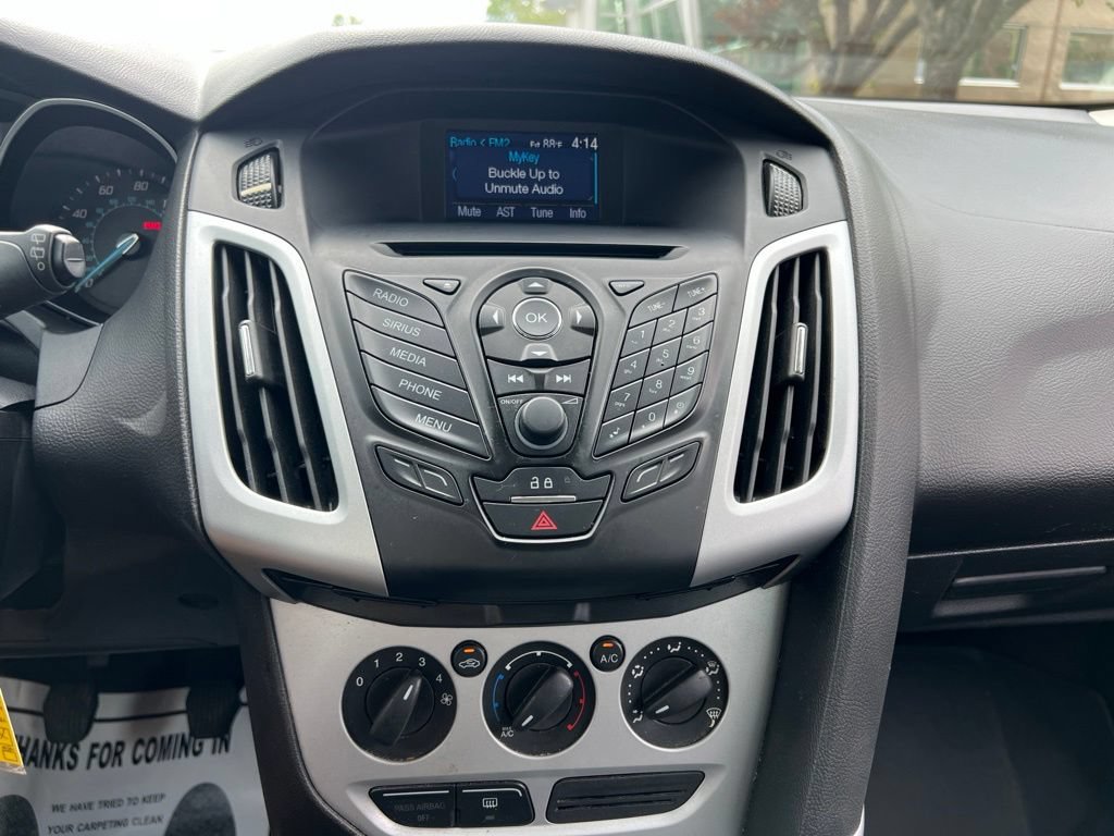 Used 2013 Ford Focus SE FWD image 21