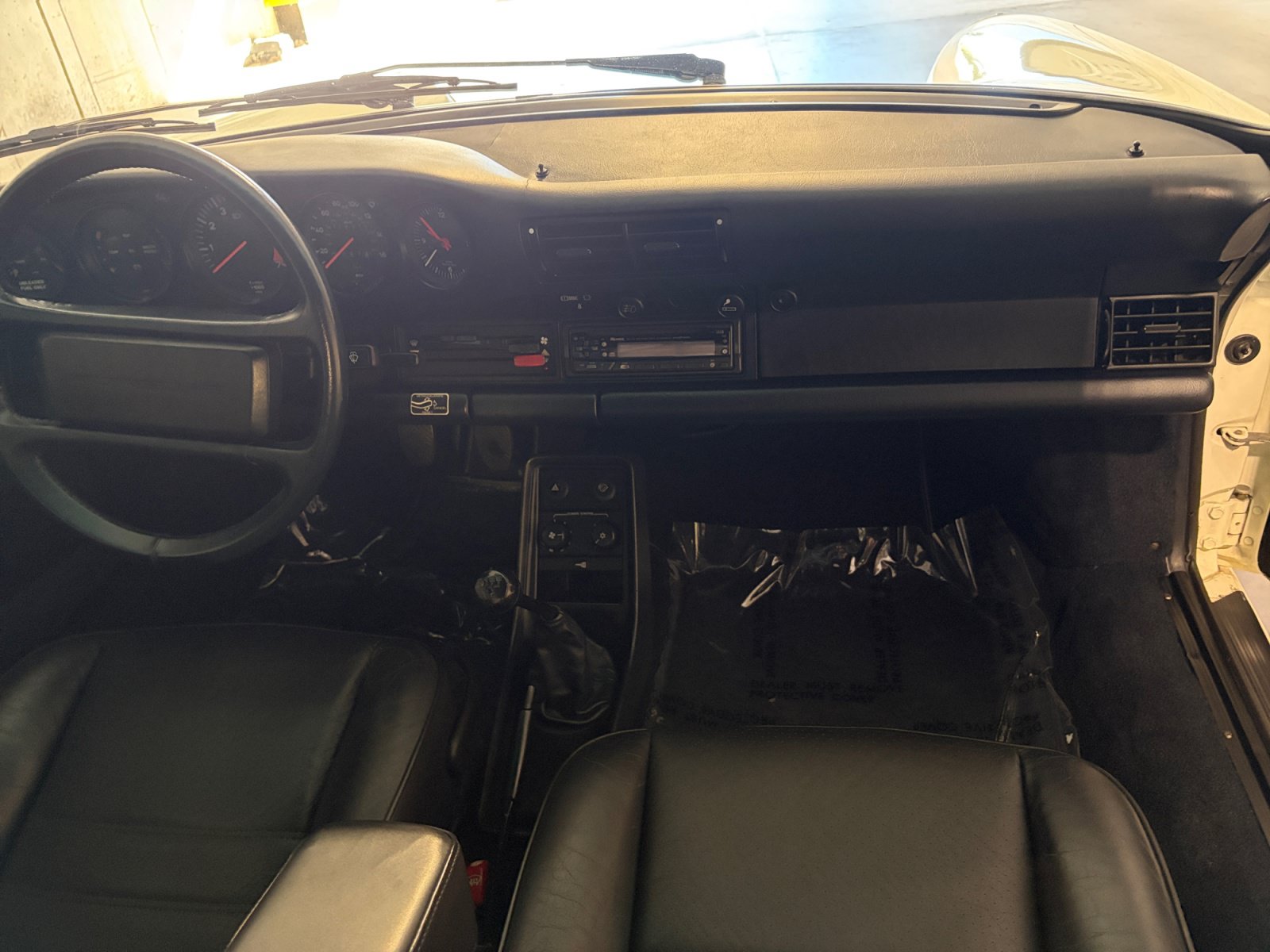 Used 1987 Porsche 911 Carrera RWD image 25