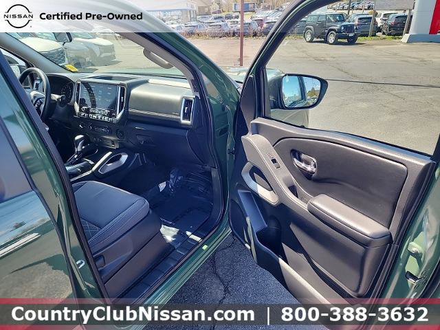 Certified 2025 Nissan Frontier SV w/ Tow Package image 30
