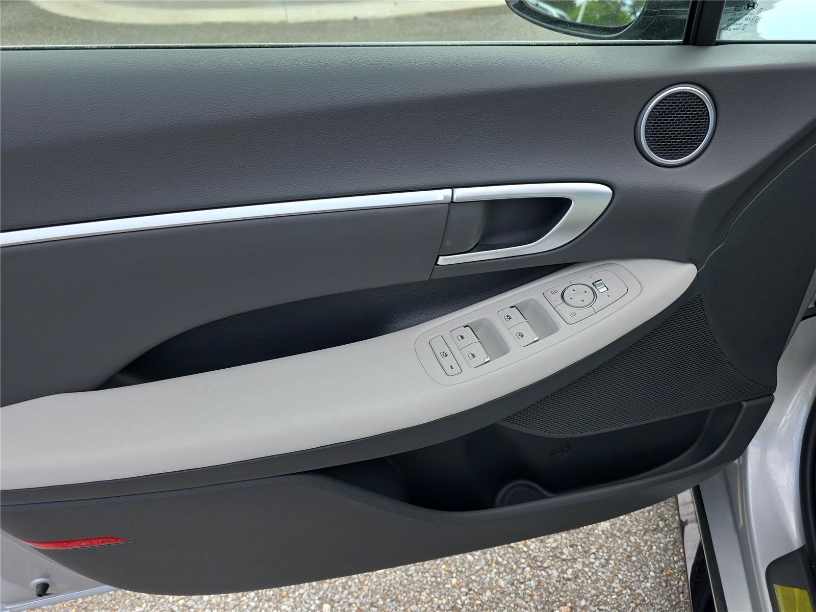 New 2026 Hyundai Sonata SEL FWD image 11