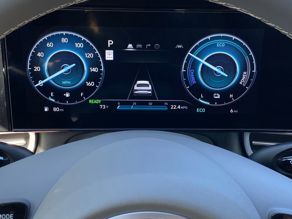 New 2025 Hyundai Elantra SEL FWD image 11