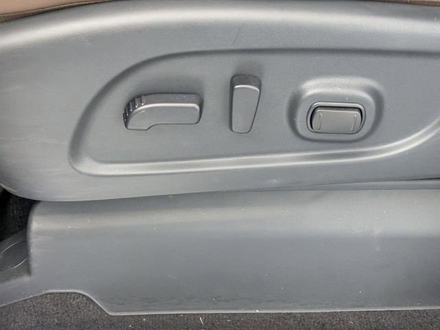 Used 2024 Nissan Titan Platinum Reserve w/ Moonroof Package image 15