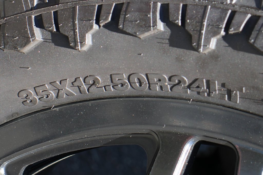 Used 2023 GMC Sierra 3500 Denali w/ Denali Ultimate Package image 46