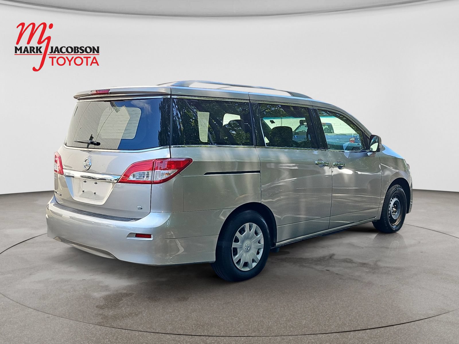 Used 2012 Nissan Quest S FWD image 7