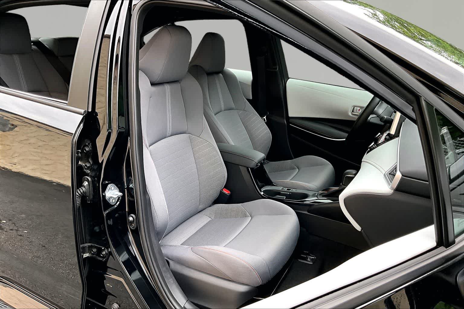Certified 2025 Toyota Corolla FX w/ Convenience Package FWD image 9