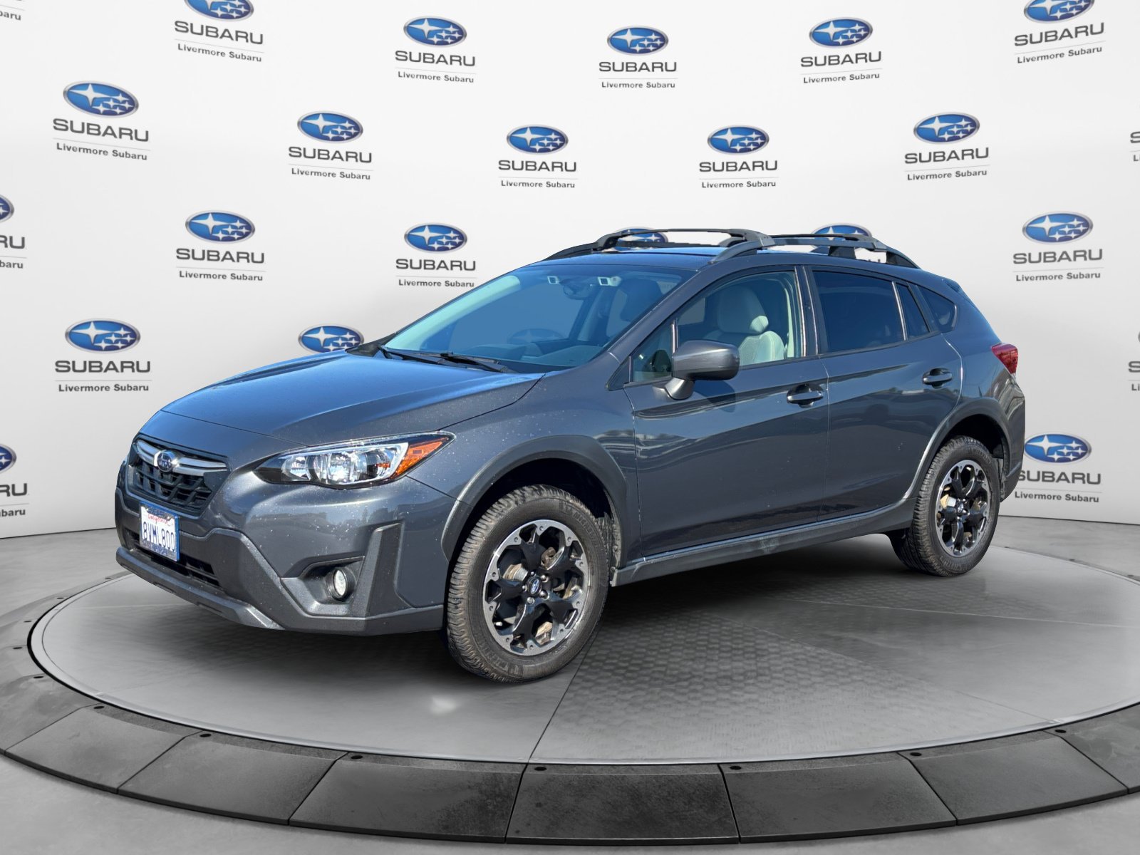 Used 2021 Subaru Crosstrek 2.0i Premium w/ Popular Package #3 AWD/4WD image 2