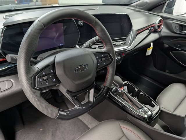 New 2026 Chevrolet Trax RS w/ Sunroof Package FWD image 19