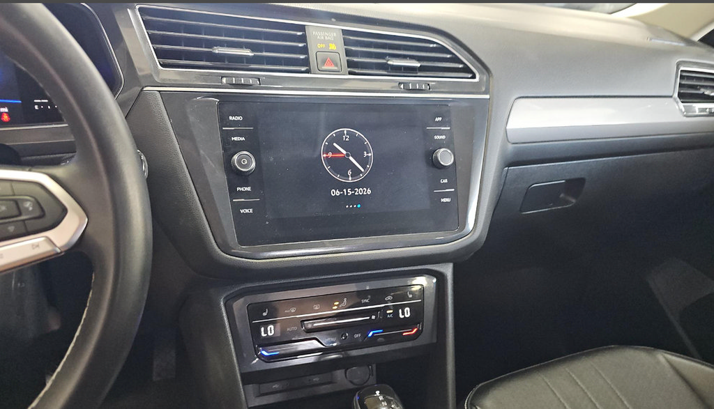 Used 2023 Volkswagen Tiguan SE FWD image 15