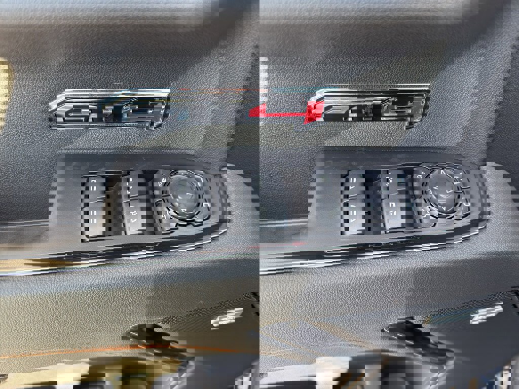 New 2026 GMC Sierra 1500 AT4 w/ AT4 Preferred Package image 7