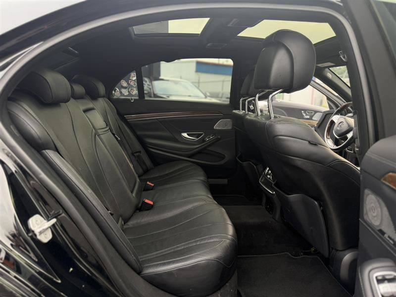 Used 2017 Mercedes-Benz S 550 Sedan image 20