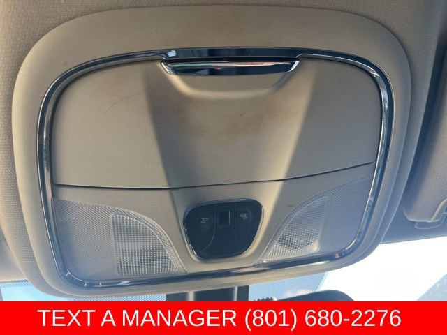 Used 2017 Jeep Cherokee Latitude w/ Cold Weather Group AWD/4WD image 26