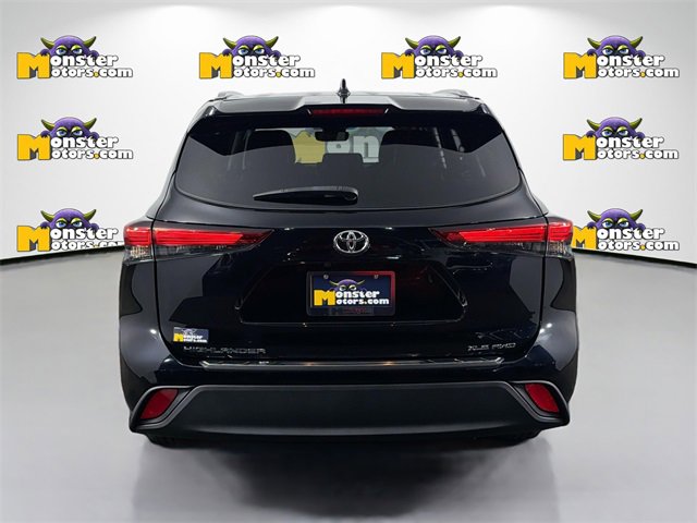 Used 2023 Toyota Highlander L image 6