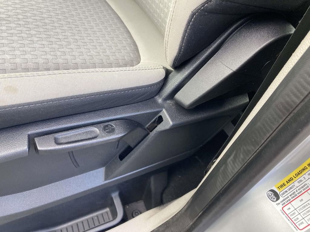 Used 2023 Ford Transit Connect XLT image 20