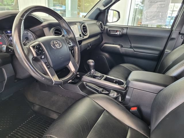 Used 2016 Toyota Tacoma TRD Sport RWD image 10