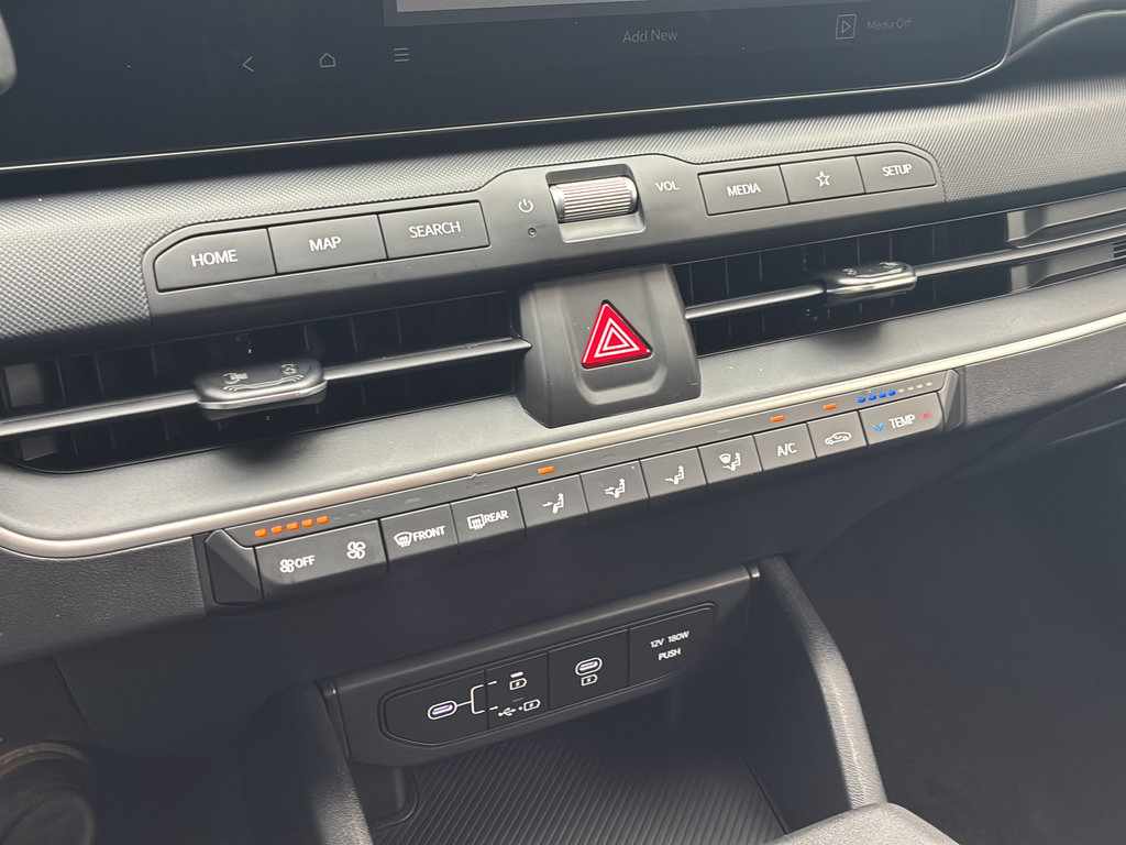 New 2026 Kia K4 FWD image 29