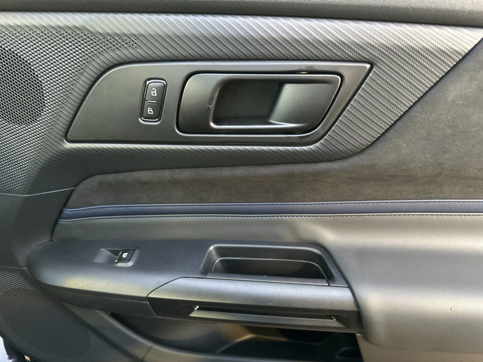 Used 2024 Ford Mustang Dark Horse w/ Dark Horse Handlin Package image 17