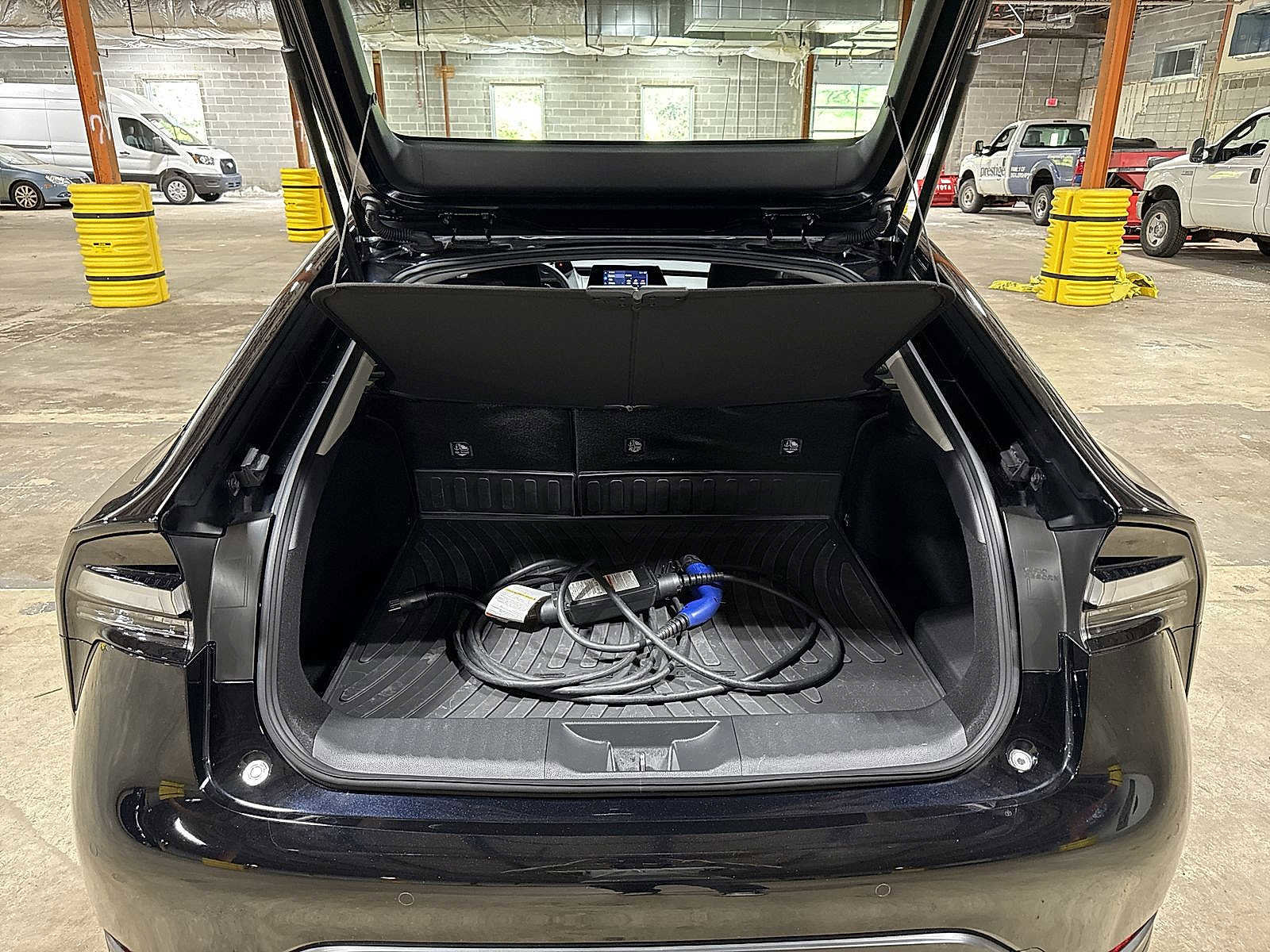 Used 2024 Toyota Prius Prime SE FWD image 11