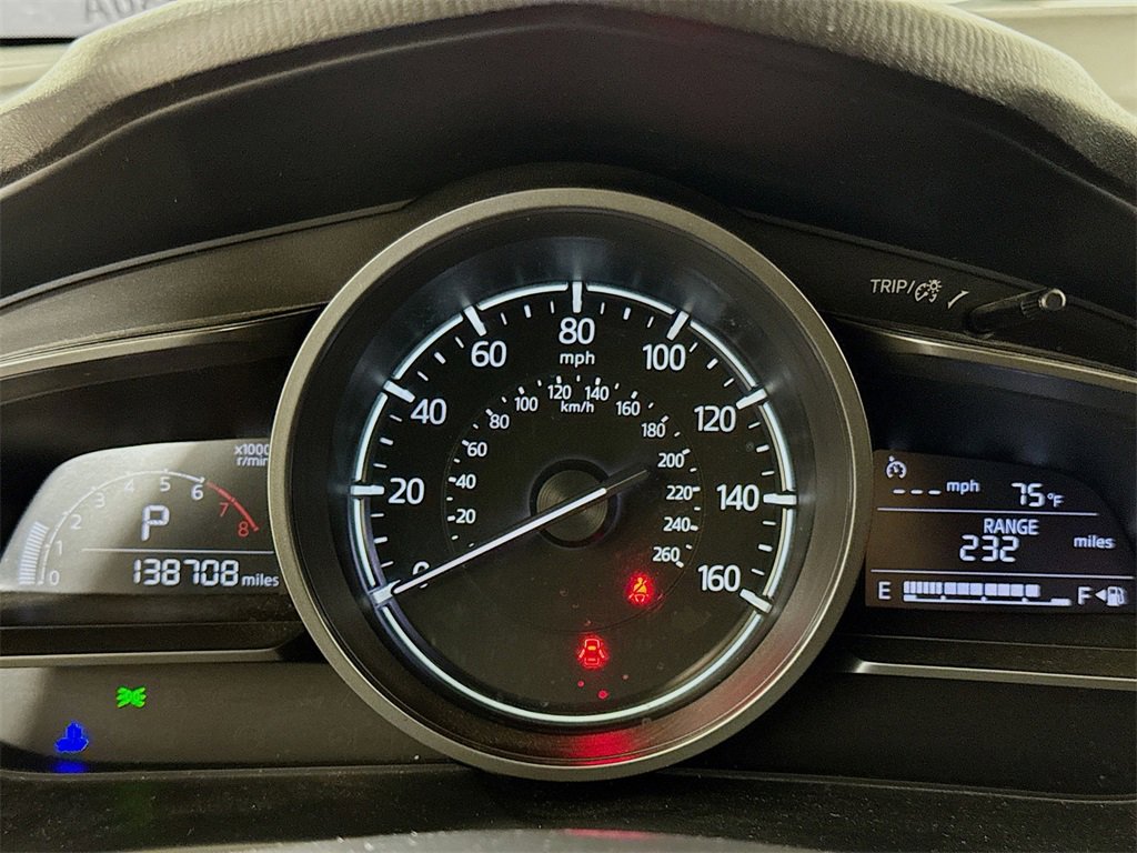Used 2018 MAZDA MAZDA3 Touring image 10
