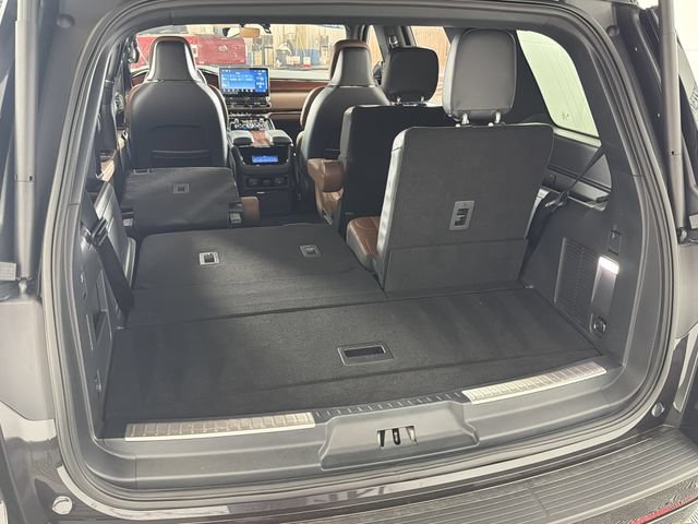 Used 2024 Lincoln Navigator Reserve AWD/4WD image 26