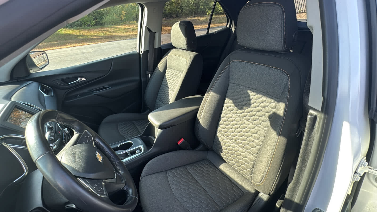 Certified 2019 Chevrolet Equinox LT AWD/4WD image 8