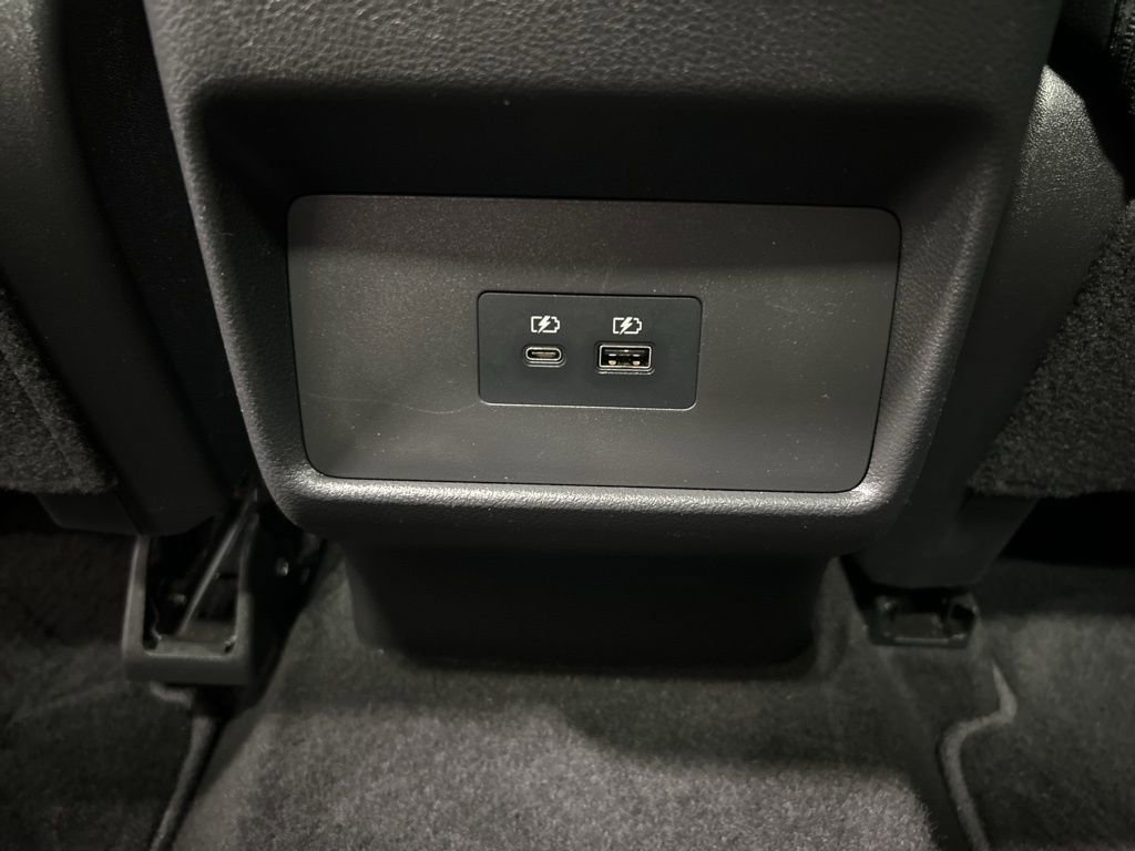 Used 2023 Nissan Rogue SL image 31