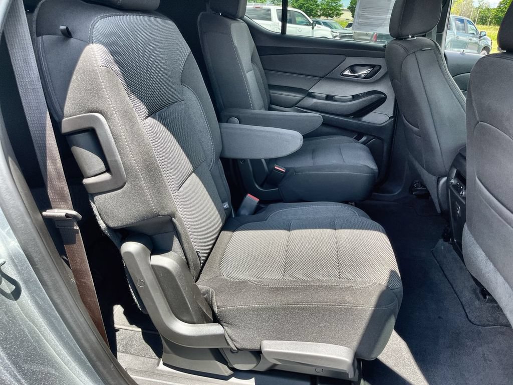 Used 2023 Chevrolet Traverse LT AWD/4WD image 25