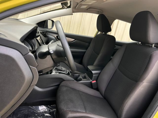 Used 2020 Nissan Rogue Sport S image 13