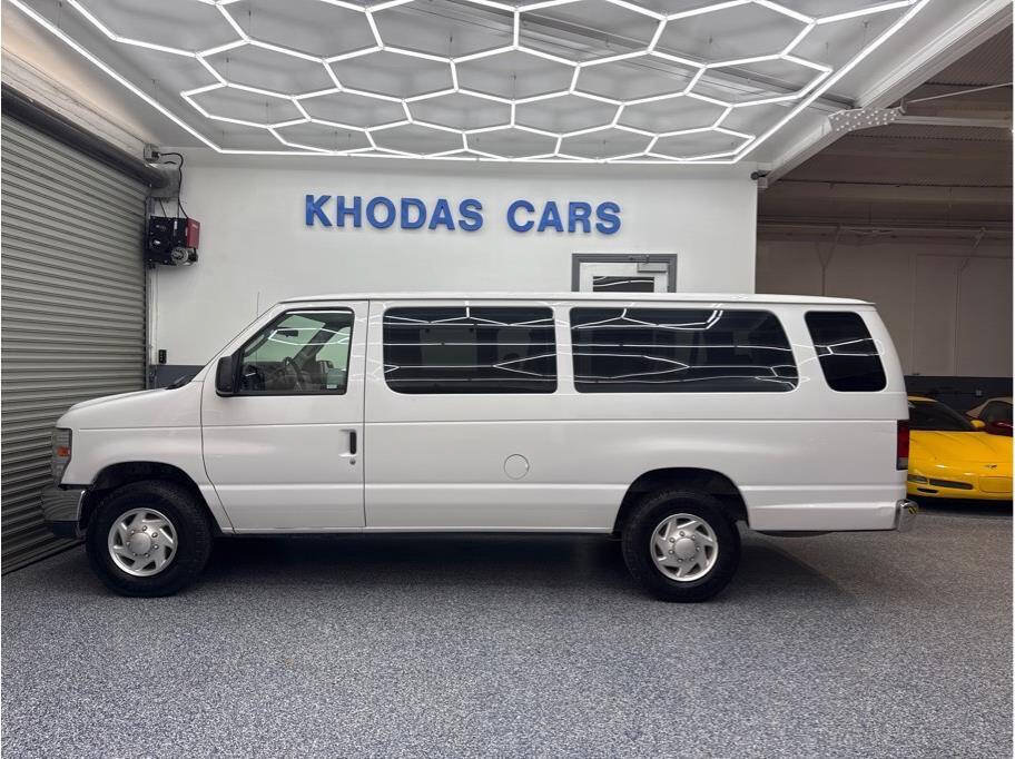 Used 2012 Ford E-350 and Econoline 350 XLT RWD image 1