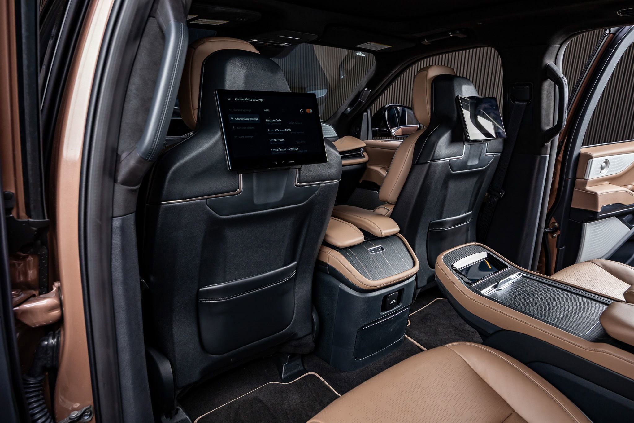 Used 2025 Lincoln Navigator Black Label image 36