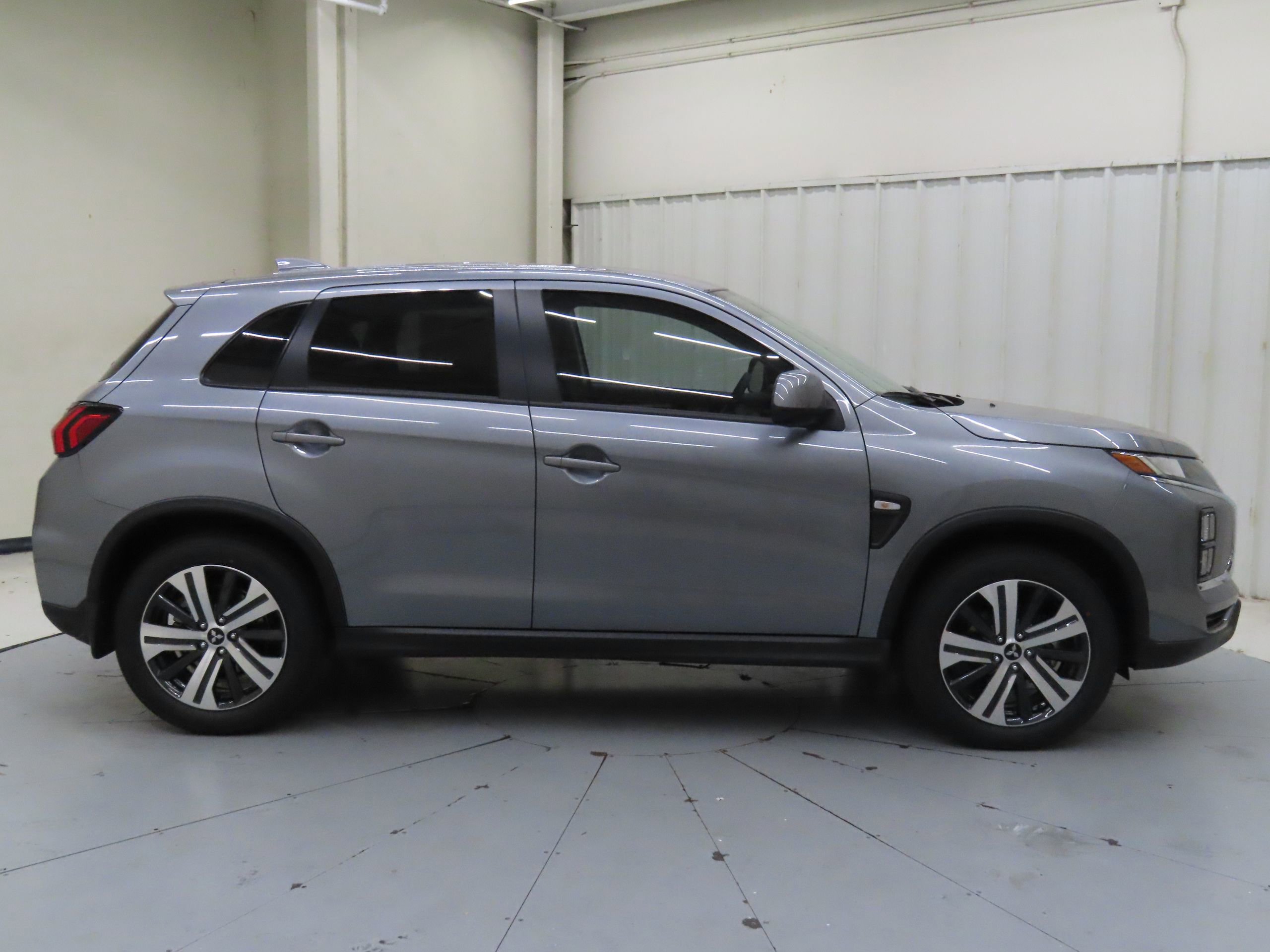 New 2025 Mitsubishi Outlander Sport ES image 2