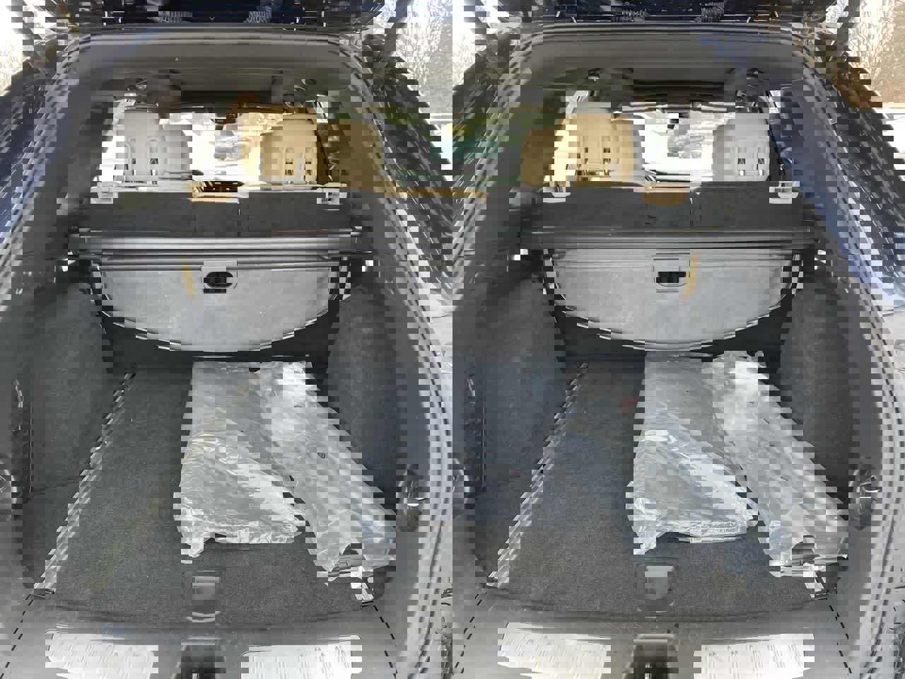 Used 2017 Cadillac XT5 Luxury w/ Driver Awareness Package image 17