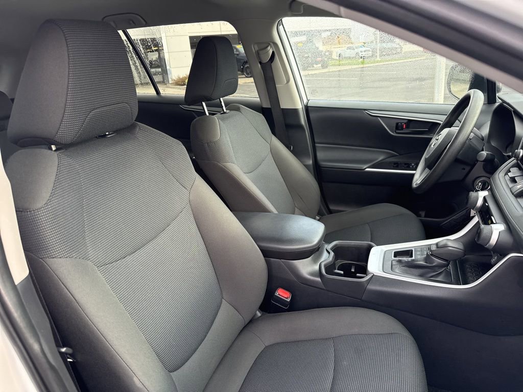 Used 2024 Toyota RAV4 LE image 11