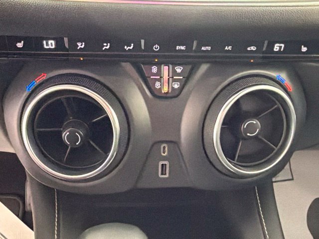 Used 2023 Chevrolet Blazer LT AWD/4WD image 22