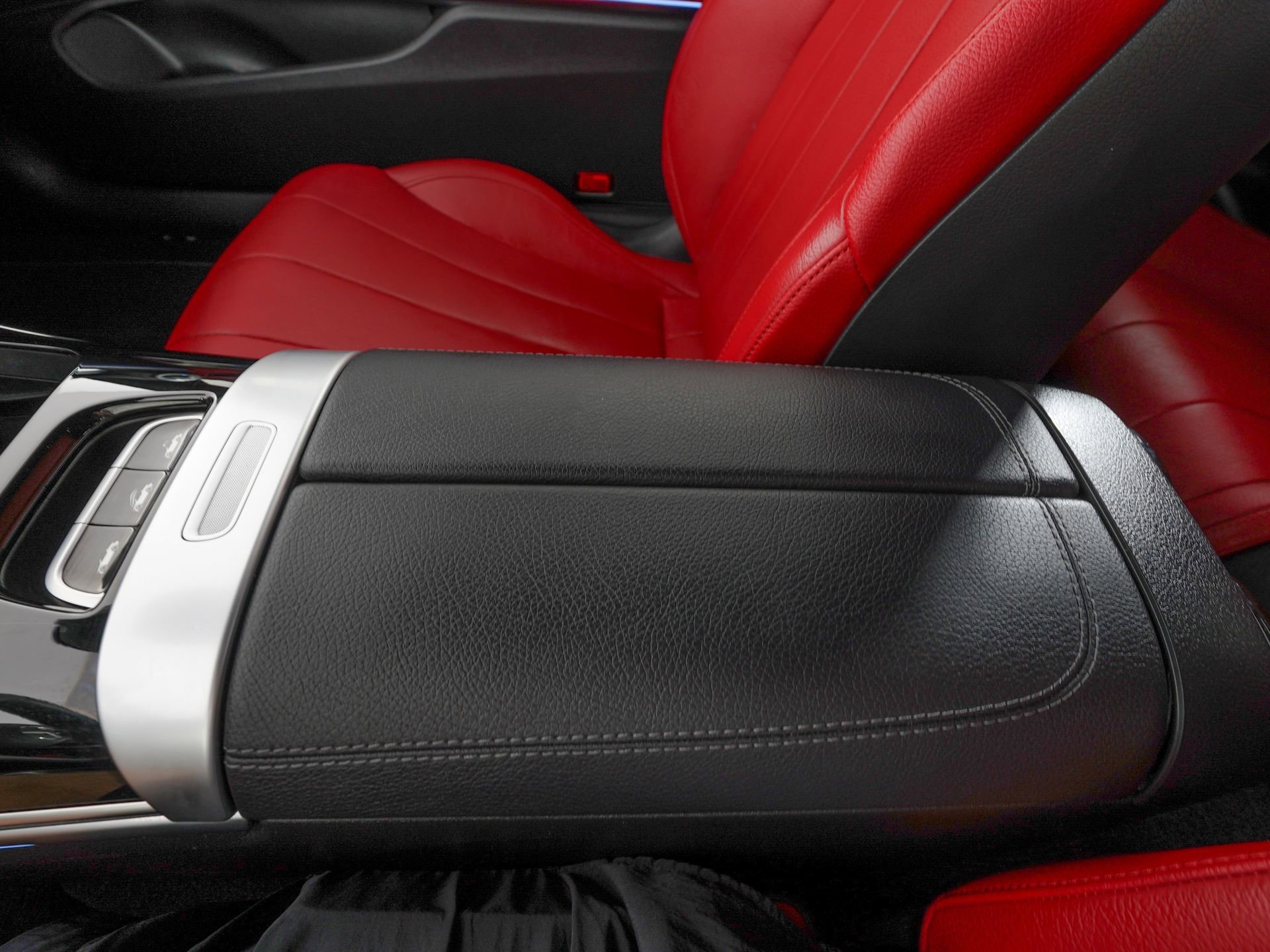 Used 2024 Mercedes-Benz CLE 300 4MATIC Cabriolet image 29