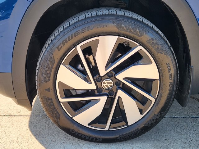 Used 2025 Volkswagen Atlas SEL AWD/4WD image 16