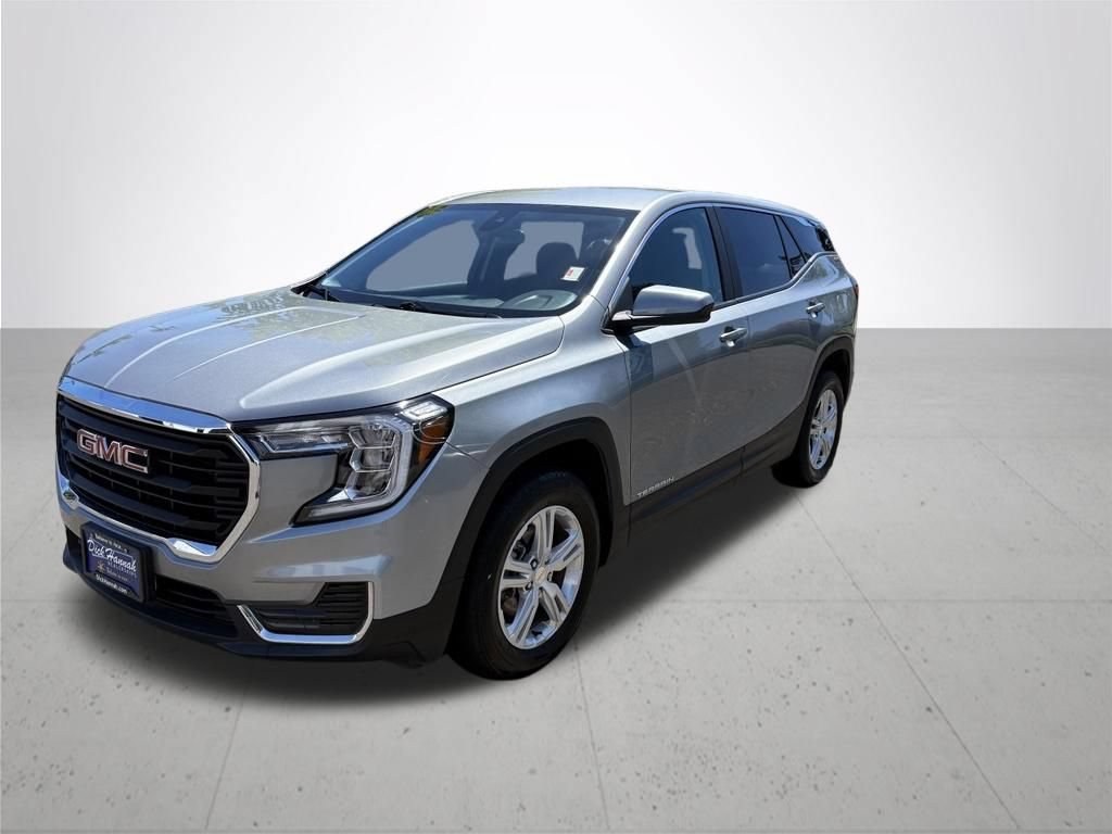 Used 2024 GMC Terrain SLE AWD/4WD image 2