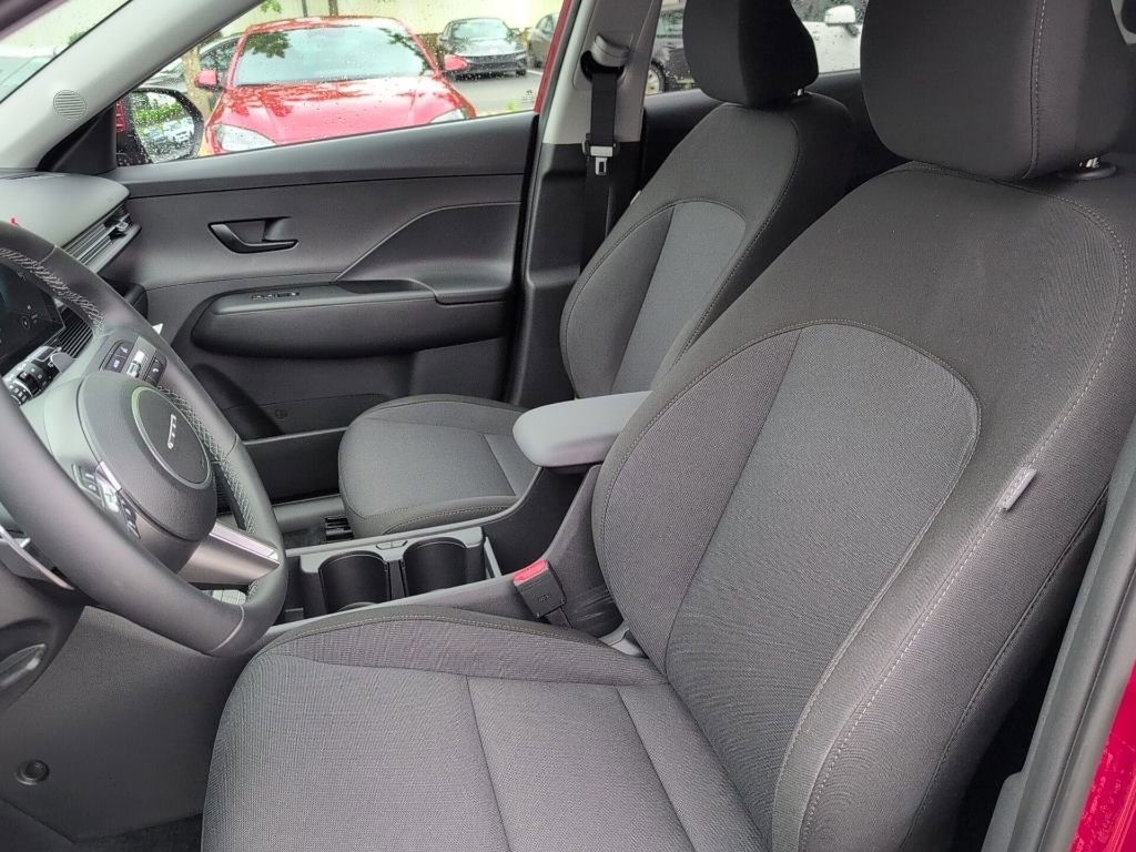 New 2025 Hyundai Kona SEL image 9