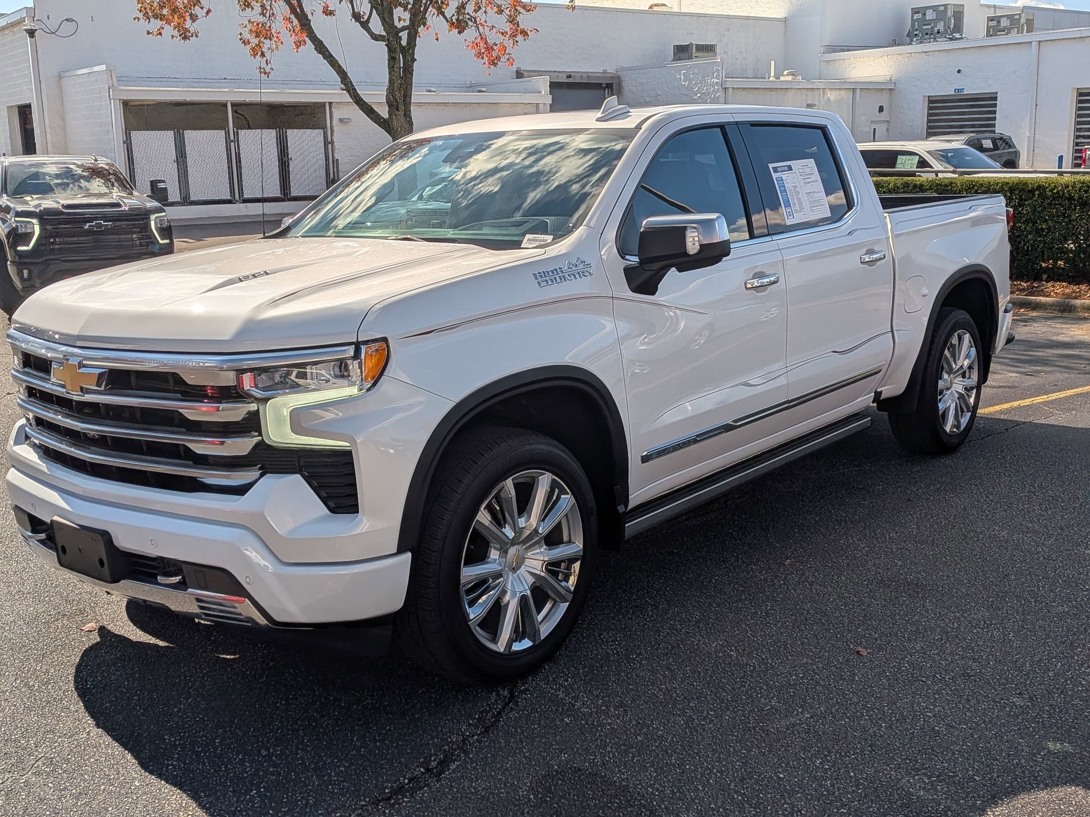 Certified 2023 Chevrolet Silverado 1500 High Country AWD/4WD image 5