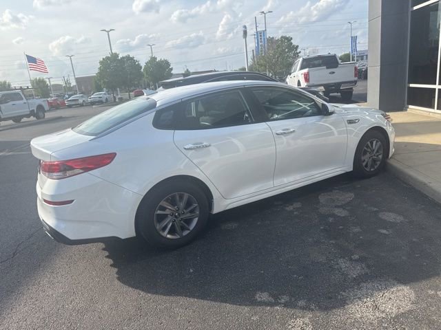 Used 2020 Kia Optima LX image 24