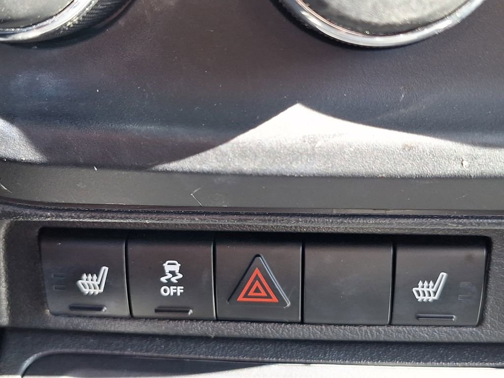 Used 2016 Jeep Patriot High Altitude AWD/4WD image 21