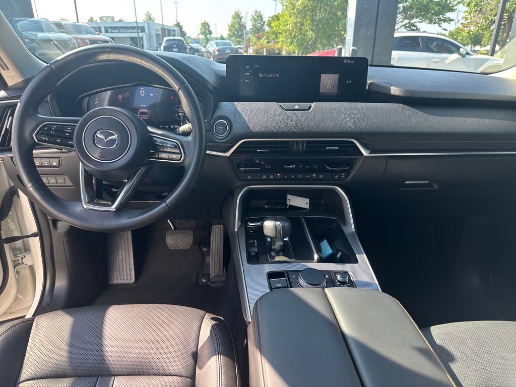 Certified 2025 MAZDA CX-70 Plug-In Hybrid w/ Premium Pkg AWD/4WD image 20