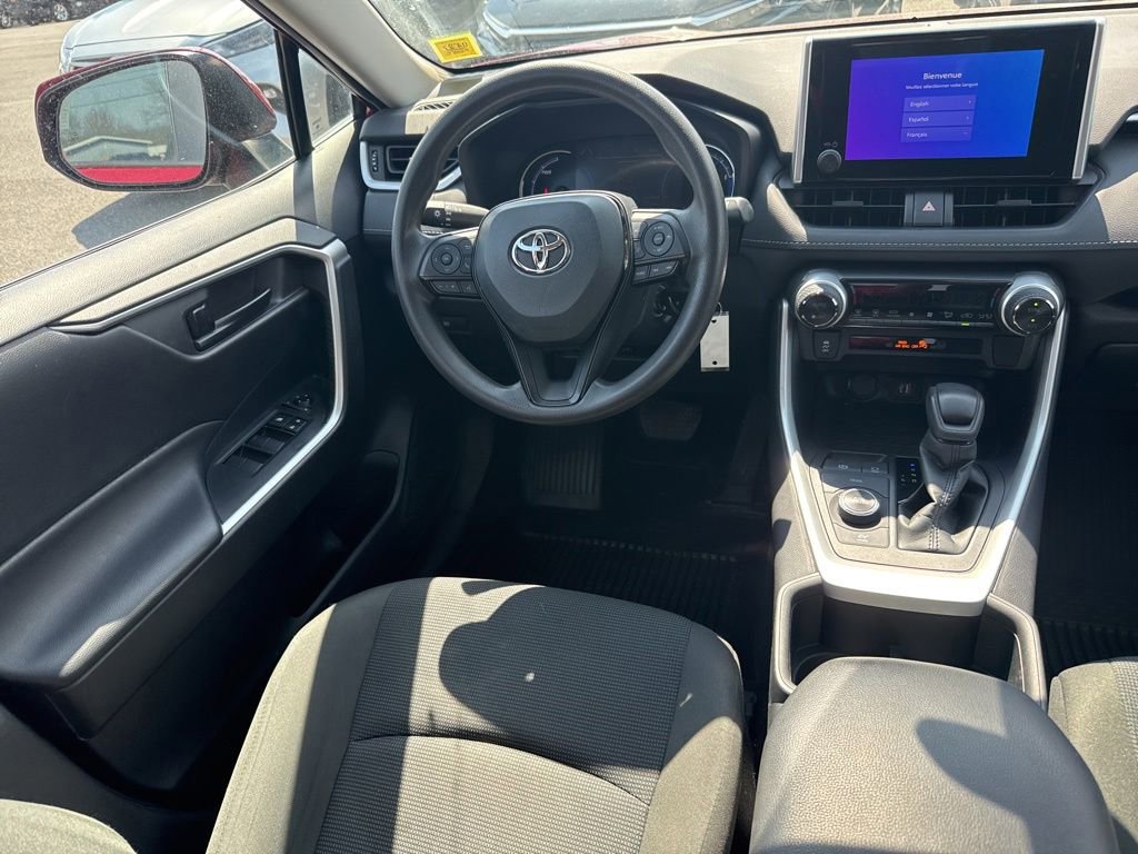 Used 2023 Toyota RAV4 LE AWD/4WD image 11