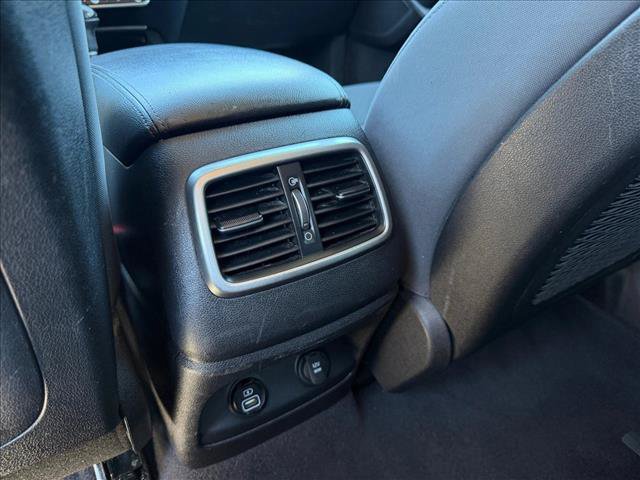 Used 2017 Kia Sorento FWD w/ LX Convenience Package image 18